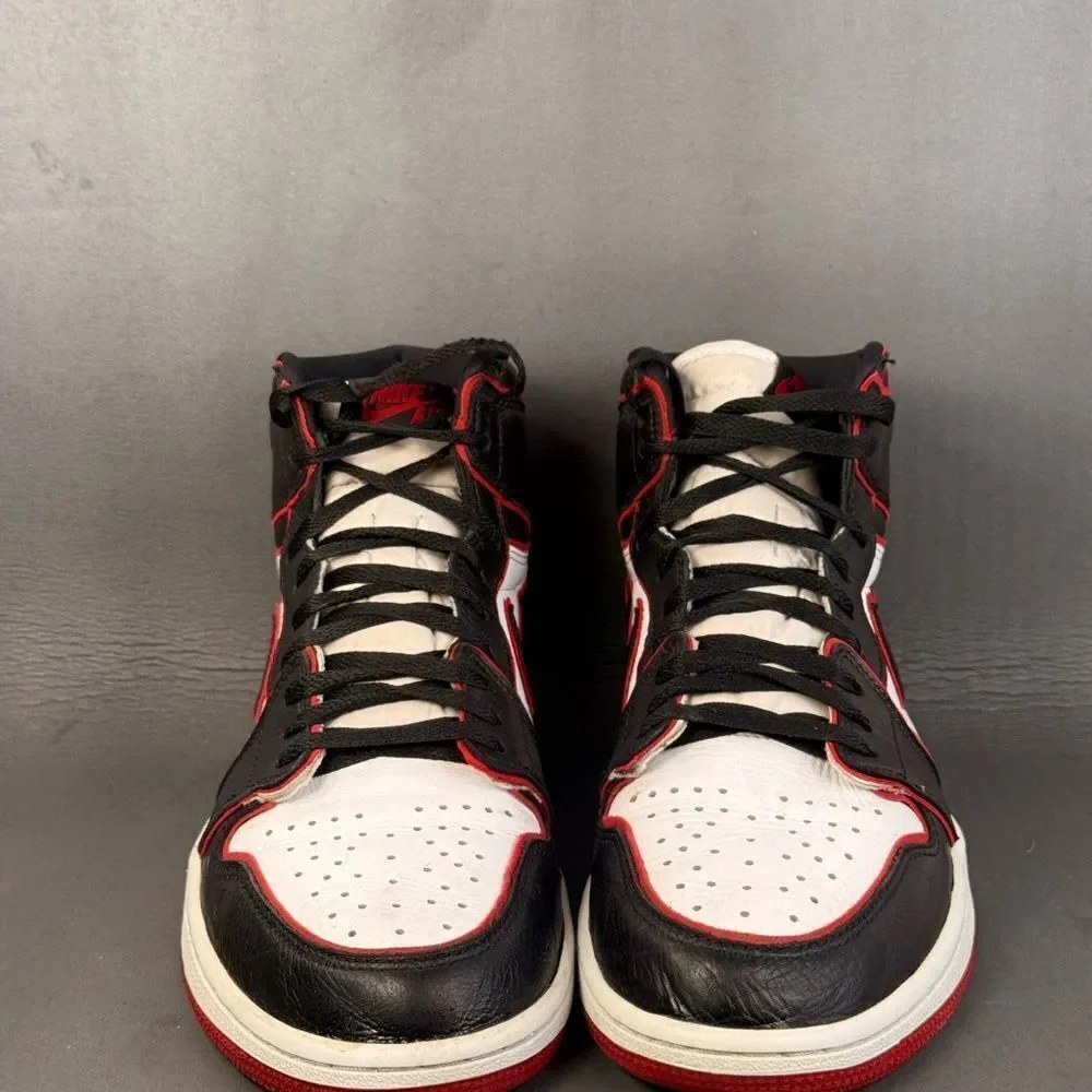 New Air Jordan 1 Retro High OG Bloodline athletic sneaker shoes men’s size 10.5
